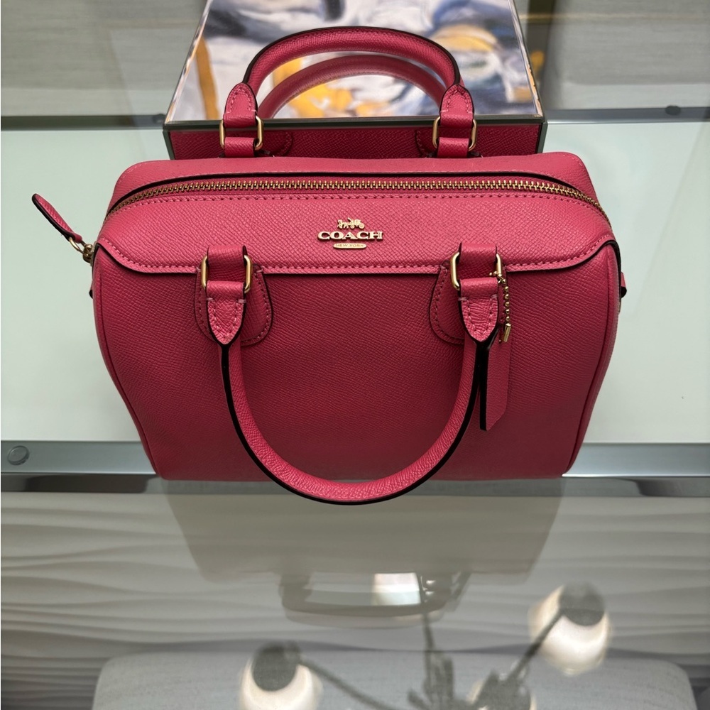 Authentic Coach Pink Mini Bennett/Excellent Condition - Picture 2 of 10